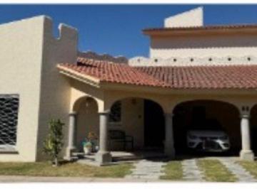 Casa de 3 habitaciones, San Pedro Cholula · Se Vende Exclusiva Residencia 3 Recamaras en Residencial El Campanario San Pedro Cholula Puebla