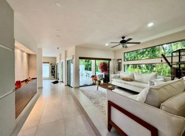 Casa de 4 habitaciones, Benito Juárez · Casa en Venta en Residencial Cumbres