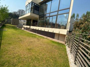 Casa · 1119m² · 4 Recámaras · 6 Estacionamientos · Casa en Venta en Bosque Real Country Club
