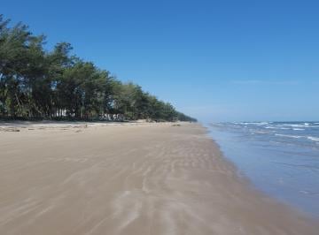 Terreno / Lote , Tuxpan · Terreno de Ensueño Frente a Playa, Mar y Laguna en Playa Barra Galindo, Tuxpan Ver