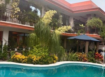 Casa · 386m² · 4 Recámaras · 2 Estacionamientos · Casa con Alberca en Venta en San Rafael, Veracruz, Ideal Para Proyecto Turístico