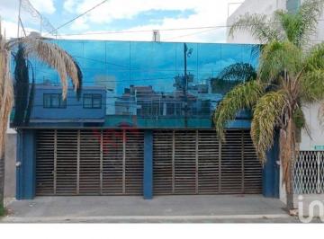 Oficina · 552m² · 4 Estacionamientos · Se Venden Oficinas en Chulavista