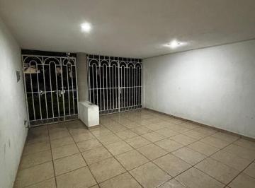 Casa · 3 Recámaras · 2 Estacionamientos · Casa en Renta, Privada Mar Néctares, Candiles