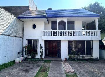 Casa · 250m² · 3 Recámaras · 4 Estacionamientos · Casa en Venta en Satélite