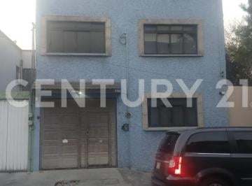 Casa · 711m² · 8 Recámaras · 5 Estacionamientos · Casa en Venta en Col. Nueva Santa María, Azcapotzalco, Cdmx
