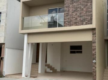 Casa · 257m² · 3 Recámaras · 2 Estacionamientos · Casa en Cumbres Elite Premier