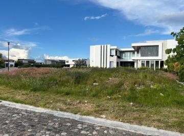 Terreno / Lote · 836m² · Oportunidad Inversionista Excelente Terreno en Venta Campanario