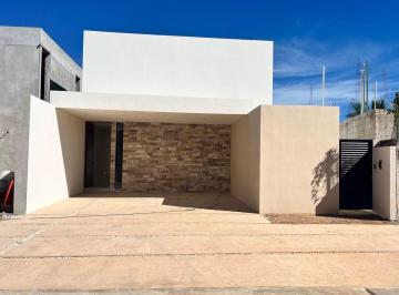 Casa · 186m² · 3 Recámaras · 2 Estacionamientos · Casa en Venta en Mérida, Zona Dzityá,san Antonio Hool, Entrega Inmediata