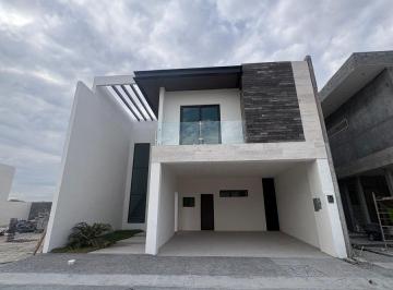 Casa de 3 habitaciones, Saltillo · Casa en Venta en Privada Los Ramones