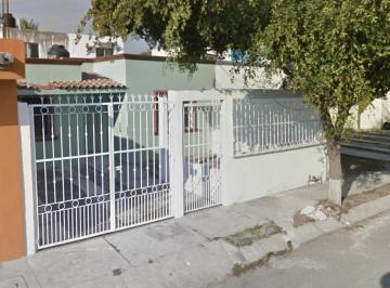 Casa de 2 habitaciones, Manzanillo · Venta de Casa en Bahia de Manzanillosol del Pacificomanzanillo, Colima