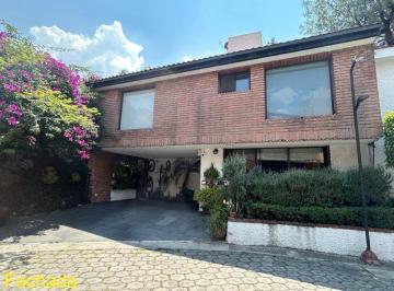 Casa en condominio · 304m² · 3 Recámaras · 3 Estacionamientos - REMAX Metropoli · Casa en Cond. Venta en Col. Tepepan / 304 m²