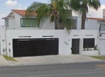 Casa de 3 habitaciones, Querétaro · Venta de Casa en Blvrd Privadajuriquilla, Juriquilla Queretaro, Queretaro