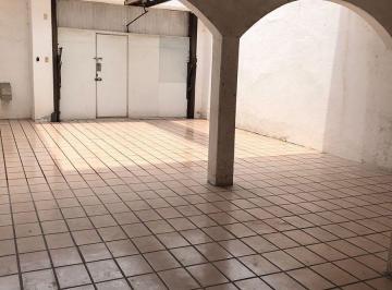 Casa · 389m² · 4 Recámaras · 8 Estacionamientos · Renta Casa Querétaro Centro
