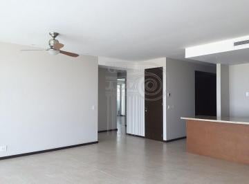 Departamento · 211m² · 3 Recámaras · 2 Estacionamientos · Departamento en Venta en Central Park