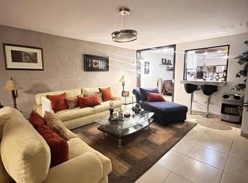 Casa · 280m² · 3 Recámaras · 2 Estacionamientos · Casa en Venta en Querétaro