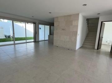 Casa en condominio · 285m² · 3 Recámaras · 3 Estacionamientos · Casa en Renta en Lomas de Juriquilla