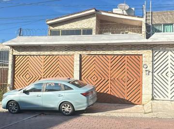 Casa · 201m² · 3 Recámaras · 3 Estacionamientos · Casa en Venta en Vista Alegre 3ra Sección