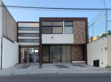Oficina · 25m² · Consultorios en Renta en Jardines de La Hacienda