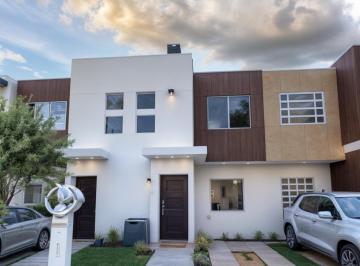 Casa · 78m² · 3 Recámaras · 2 Estacionamientos · Casa en Fraccionamiento Ciudad del Sol