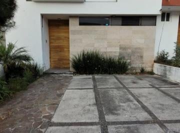 Casa de 3 habitaciones, Morelia · Casa a La Venta en Montaña Monarca Altozano