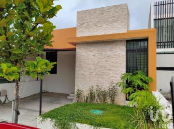 Casa · 111m² · 3 Recámaras · 1 Estacionamiento · Casa en Venta. Colinas del Real. 1 Nivel, 3 Recámaras.