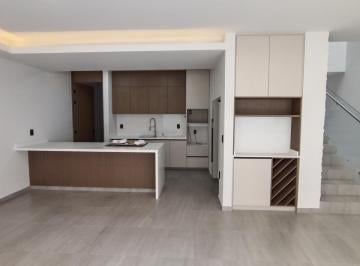 Casa · 206m² · 4 Recámaras · 2 Estacionamientos · Casa en Venta en Cañadas del Arroyo con 4 Recamaras Una Planta Baja y Sala de Tv