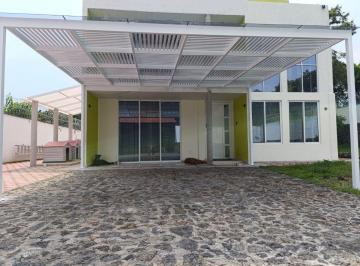 Casa de 3 habitaciones, Tepoztlán · Casa en Venta en Tepoztlán