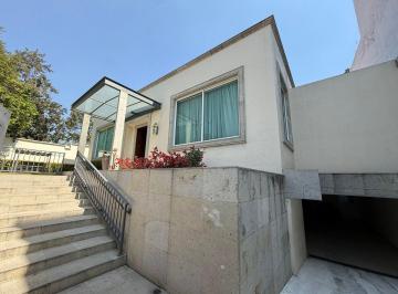506a7f7c2b2fdae3118b1b669af4c94aaffd51e588b1d47bd93b32d328e2c90b · Casa Moderna de 1 Solo Piso con Alberca en Venta – Lomas de Chapultepec