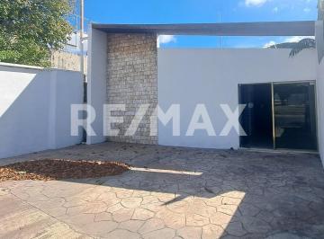 Casa · 243m² · 1 Recámara · 2 Estacionamientos · Local U Oficina en Venta Sobre Circuito Colonias, Garcia Gineres, Mérida Yucatán - (4)