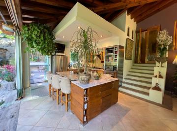 Casa · 3680m² · 4 Recámaras · 6 Estacionamientos · Casa en Venta en Pinar de La Venta Zapopan Jalisco