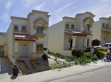 Casa de 3 habitaciones, Ensenada · Casa en Venta en Ensenada