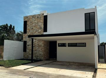 Casa · 260m² · 3 Recámaras · 2 Estacionamientos · Casa 115 a Estrenar en Venta en Privada Residencial Tamora, Conkal.