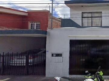 Casa de 3 habitaciones, Zamora · Venta de Casa en Olivocol. Las Fuenteszamora de Hidalgo Michoacan