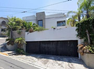 Casa de 5 habitaciones, San Pedro Garza García · Venta de Casa en Calle Misión de Monterrey, Colonia La Cima, San Pedro Garza Garcia, Nuevo León