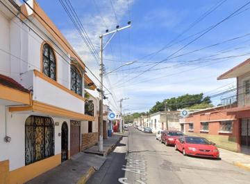 Casa en Venta de 3 habitaciones  · Venta de Casa en Calle Abasolocolonia Centro C. P. 63000tepic, Nayarit