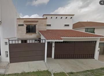 Casa de 4 habitaciones, Xalapa · Venta de Casa en Recidencial Las Cumbres, Xalapa - Enriquez, Veracruz