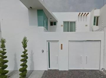 Casa de 3 habitaciones, Irapuato · Casa en Venta en Irapuato