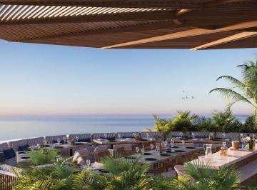 Departamento de 3 habitaciones, Puerto Vallarta · Departamento Frente Al Mar en Venta en Zona Hotelera Puerto Vallarta