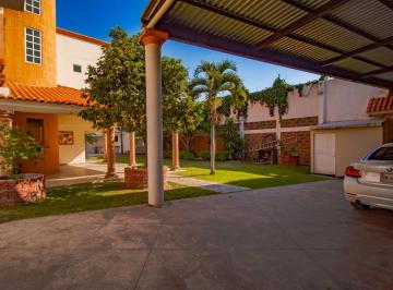Casa de 5 habitaciones, Cuautla · Se Vende Hermosa Casa Vacacional en Morelos Cerca de Oaxtepec y Cuautla