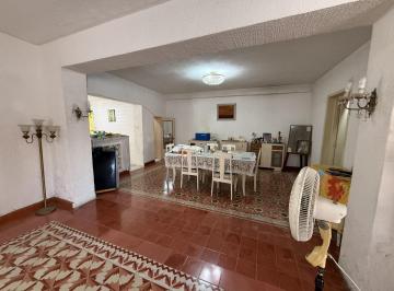 Casa · 2 Recámaras · 1 Estacionamiento · Casa en Santiago Para Remodelar en Merida