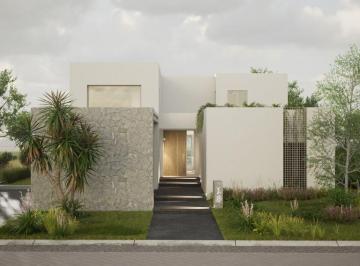 Casa en condominio · 541m² · 4 Recámaras · 6 Estacionamientos · Casa en Preventa, Acabados Premium con Vista a Área Verde y Frente a Lago. Remodelada. El Campanario