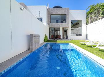 Casa de 4 habitaciones, Emiliano Zapata · Espaciosa, Elegante Casa Moderna con Alberca Cerca de Burgos