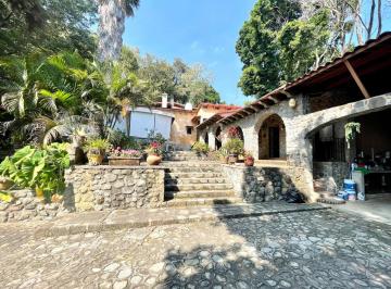 Casa de 5 habitaciones, Cuernavaca · Linda Casa en Cuernavaca de un Solo Nivel