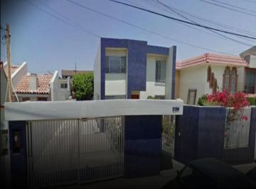 Casa de 4 habitaciones, Tijuana · Casa en Venta en Calle Caracas, El Paraiso, Tijuana, Baja California