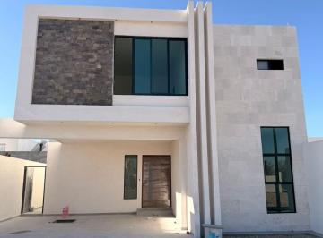 Casa de 4 habitaciones, Ramos Arizpe · Venta Valle de Fontanna