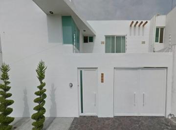 Casa de 3 habitaciones, Irapuato · Venta de Casa en Irapuato, Guanajuato.