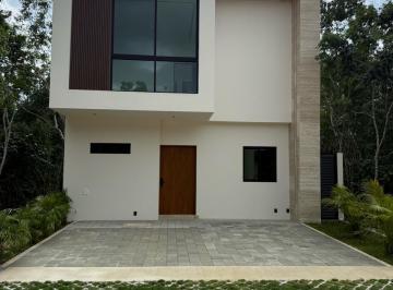 Casa · 160m² · 3 Recámaras · 2 Estacionamientos · Casa Venta Residencial Altai By Cumbres, Cancún