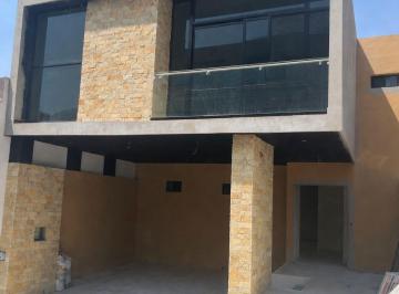 Casa · 270m² · 3 Recámaras · 2 Estacionamientos · Casa en Venta Vistalta, Monterrey N. L