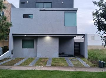 Casa en condominio de 4 habitaciones, Zapopan · Valle Imperial