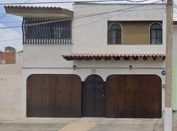 Casa de 4 habitaciones, León · Venta de Casa en Mendelssonh, Leon Moderno, Leon de Los Aldama, Gto.